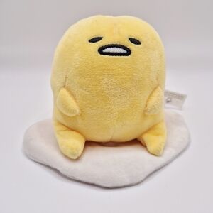 NWT Gudetama Senrio Lazy Egg Plush 4" inches